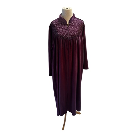 Crowntuft XL Velvet Robe Vintage Saybury Maroon ValourSmocked Long Sleeved Dress - Picture 1 of 9